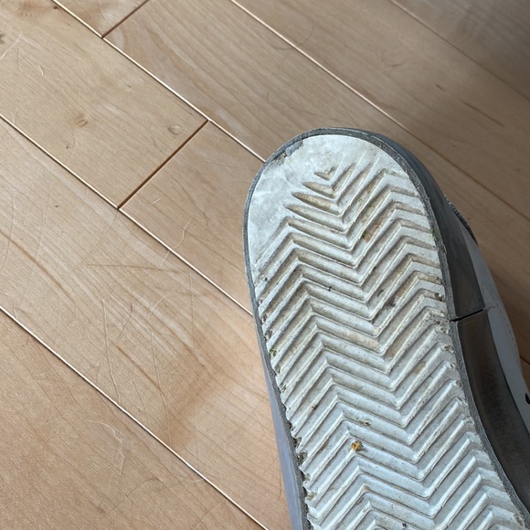 Classic Golden Goose White with Silver. Size 38. - Picture 7 of 8